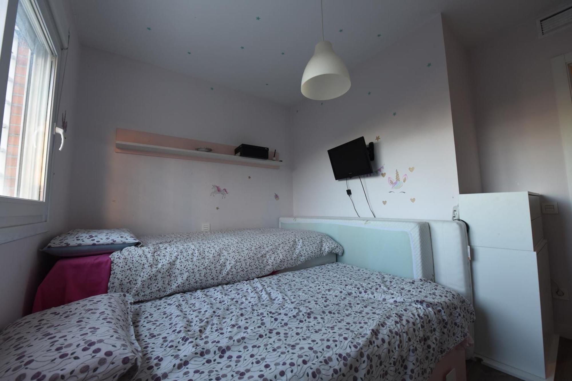 Habitaciones Privadas En Mi Acogedor Chalet - Private Rooms Мадрид Екстериор снимка