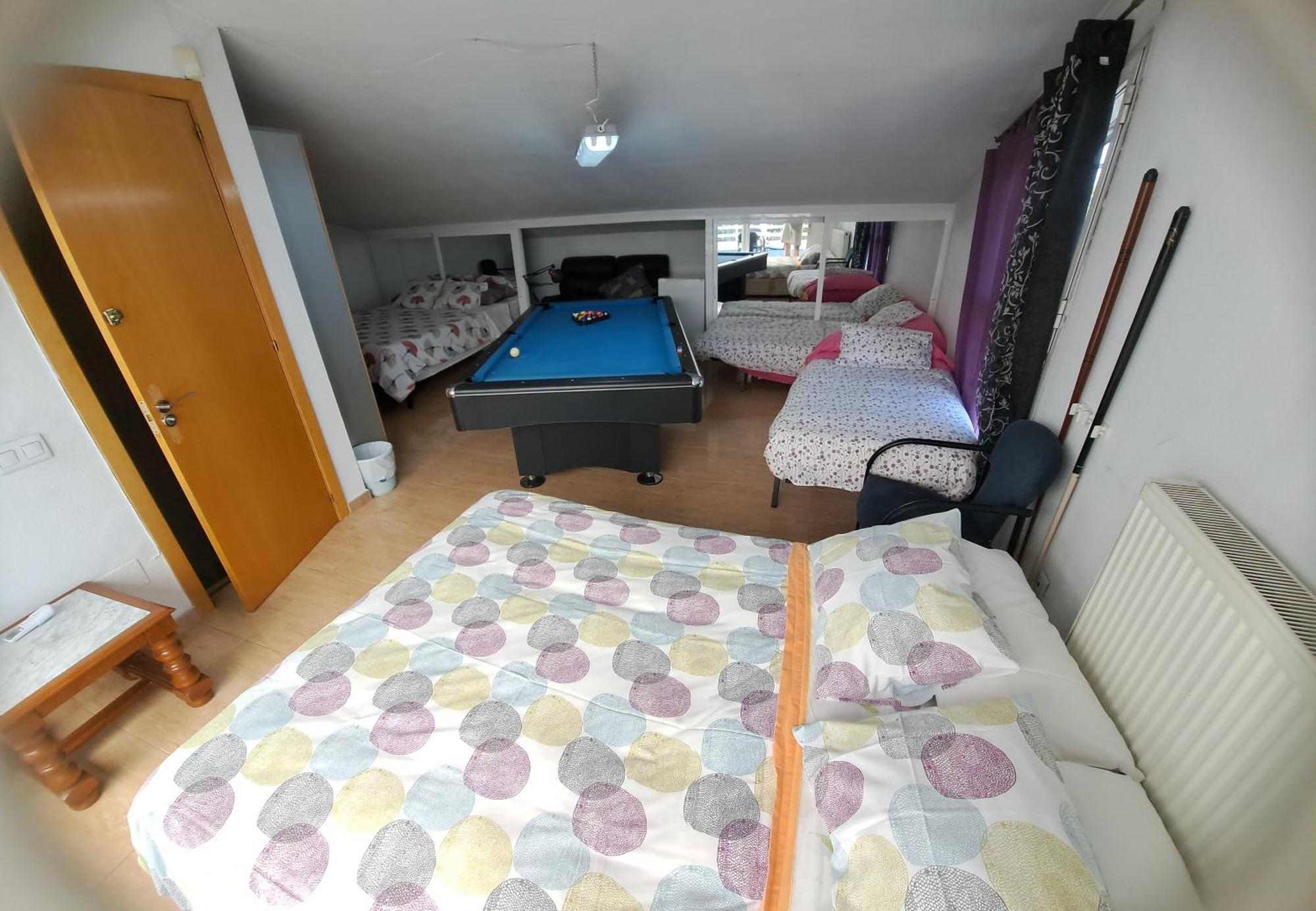 Habitaciones Privadas En Mi Acogedor Chalet - Private Rooms Мадрид Екстериор снимка